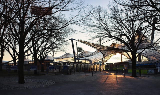 条件下力争 条件下力争